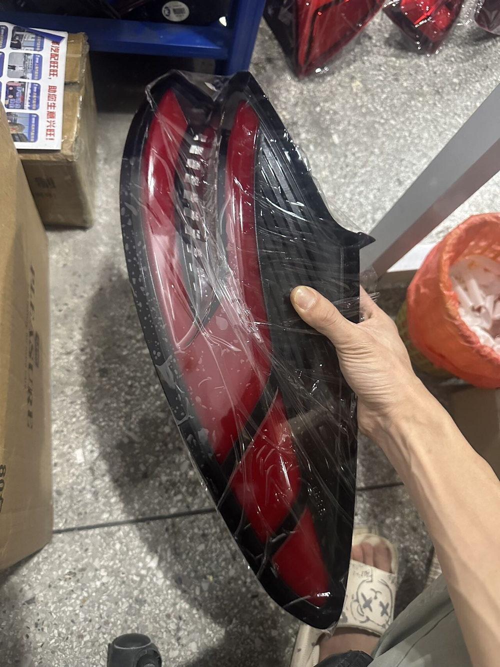 Задние фонари левые и правые LED Geely Emgrand GS/S 2021