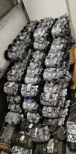 Компрессор кондиционера Audi A5/A7/Q5/Q3/Q7/A4L/A6L (, оригинал)