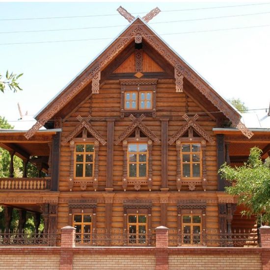 Металлический значок Dvorast Дом Тетюшинова