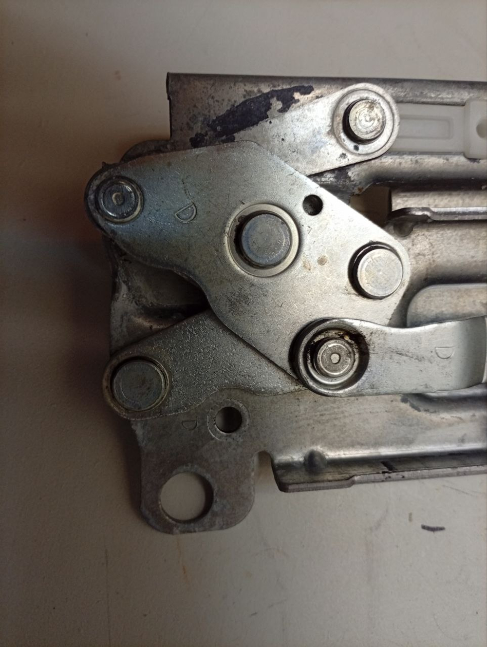 ESL98330 ктп2 Комплект петель двери посудомоечной машины IKEA (Правая+Левая) 4055367660 б/у