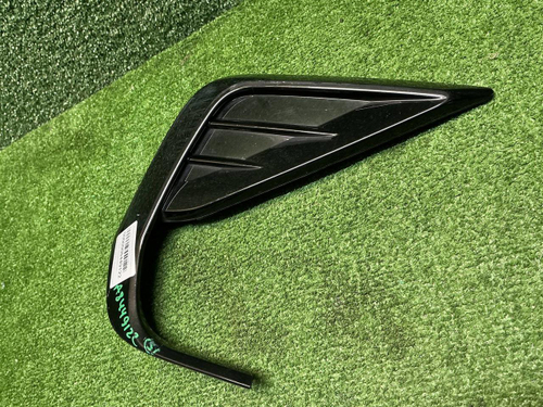 Решетка переднего бампера правая VW Tiguan 2 20-нв