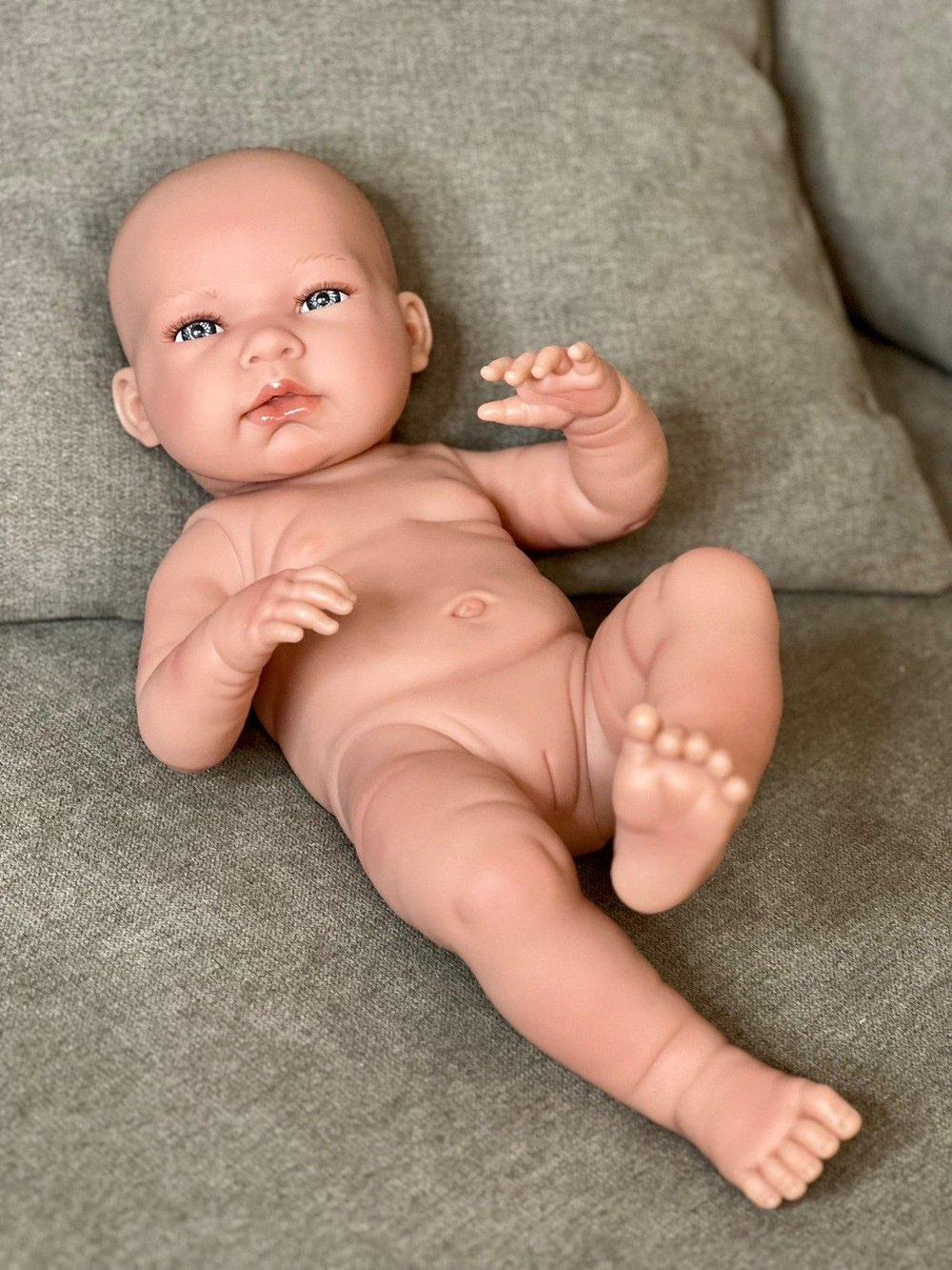 Кукла Llorens виниловая 40см Nica (73898)