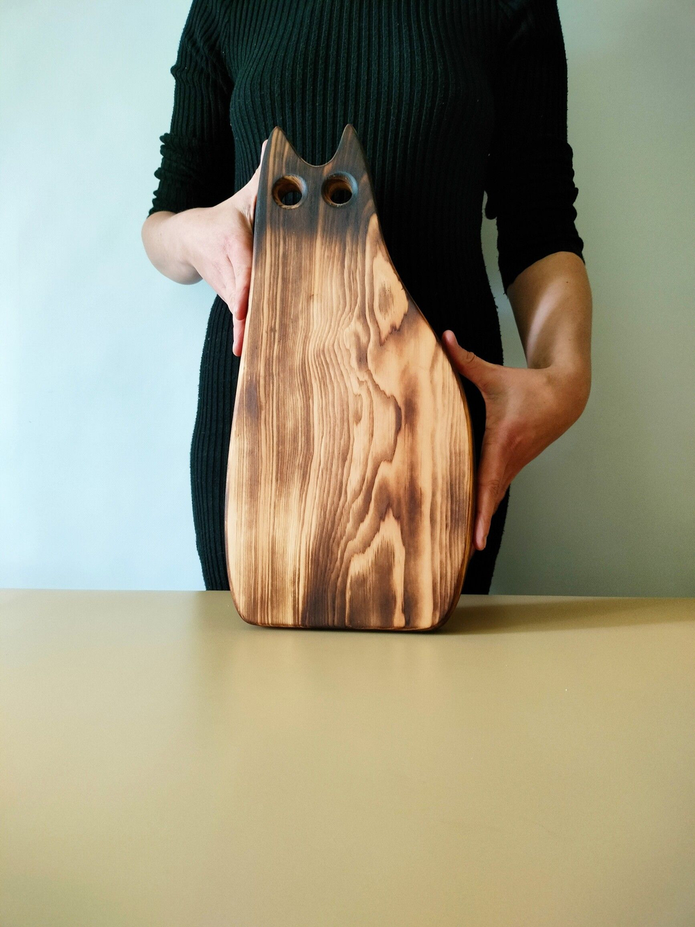 Доска разделочная из дерева сервировочная