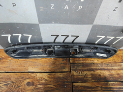 Накладка крышки багажника MINI Hatch (F55/F56) 18-24 Б/У Оригинал 51137489752
