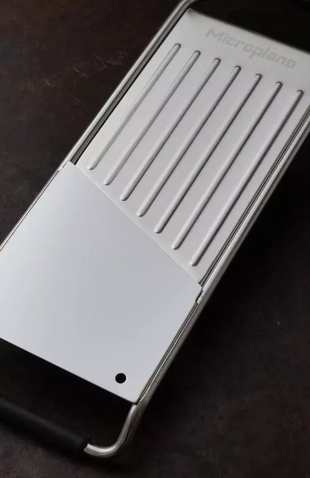 Microplane - Терка Gourmet Slicer ломтики / артикул   45044  / GTIN 098399450445