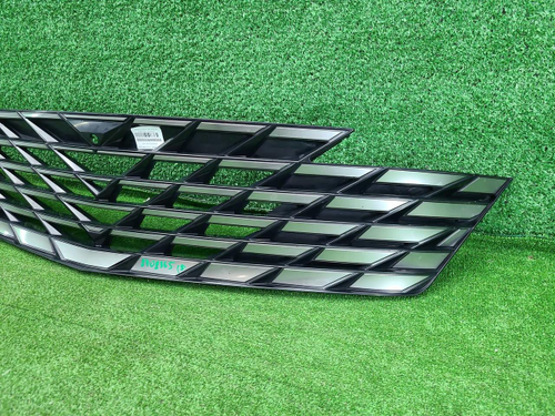 Решетка радиатора Geely Atlas 2 (2023-н.в.)