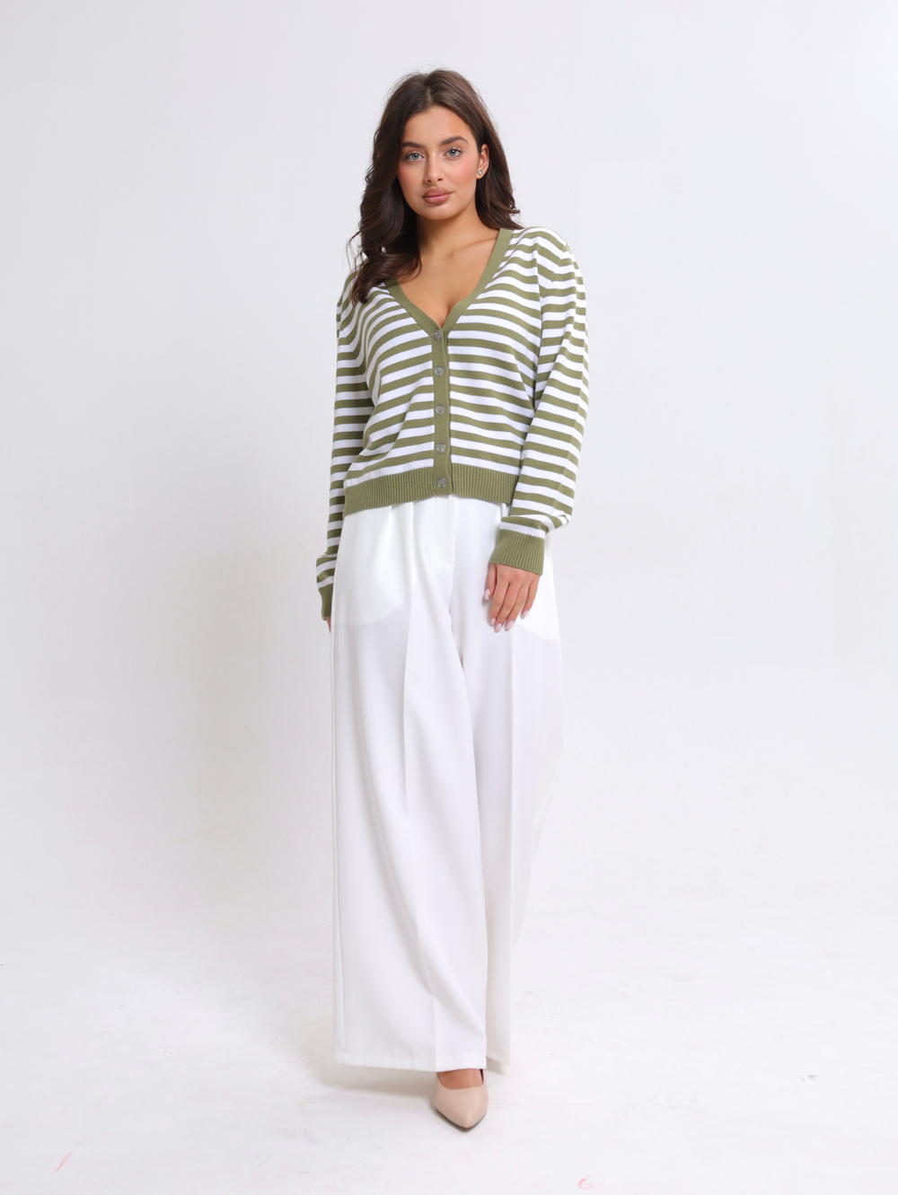 Кардиган в полоску с V-вырезом