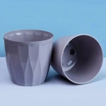 Кашпо для цветов пластиковое 1,9л d-16см «Флюте со вставкой серый шёлк