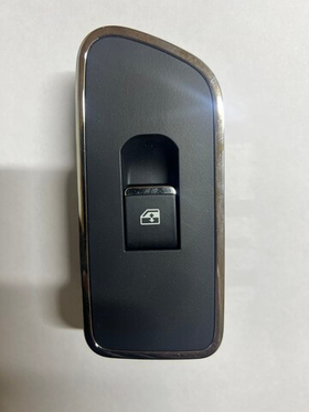 Блок управления стеклоподъемника правый DZ97189584598
