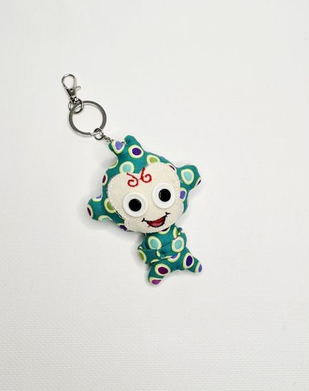 Мягкий брелок "Инопланетянин", цвет зеленый