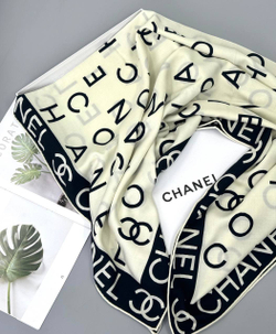 Платок CHANEL