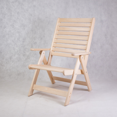 Шезлонг деревянный с подлокотниками