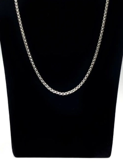 Длинная цепь тонкого плетения из стали