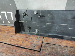 Площадка гос. номера Hongqi HS5 19-нв Б/У Оригинал 2803177DD01