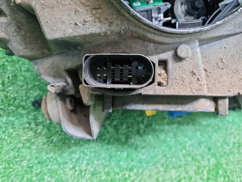Битая Фара левая Mercedes GLS x166 (2015-2019) LED