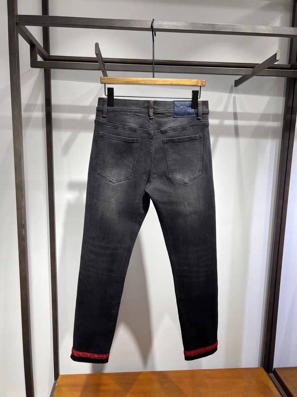 Джинсы Kiton