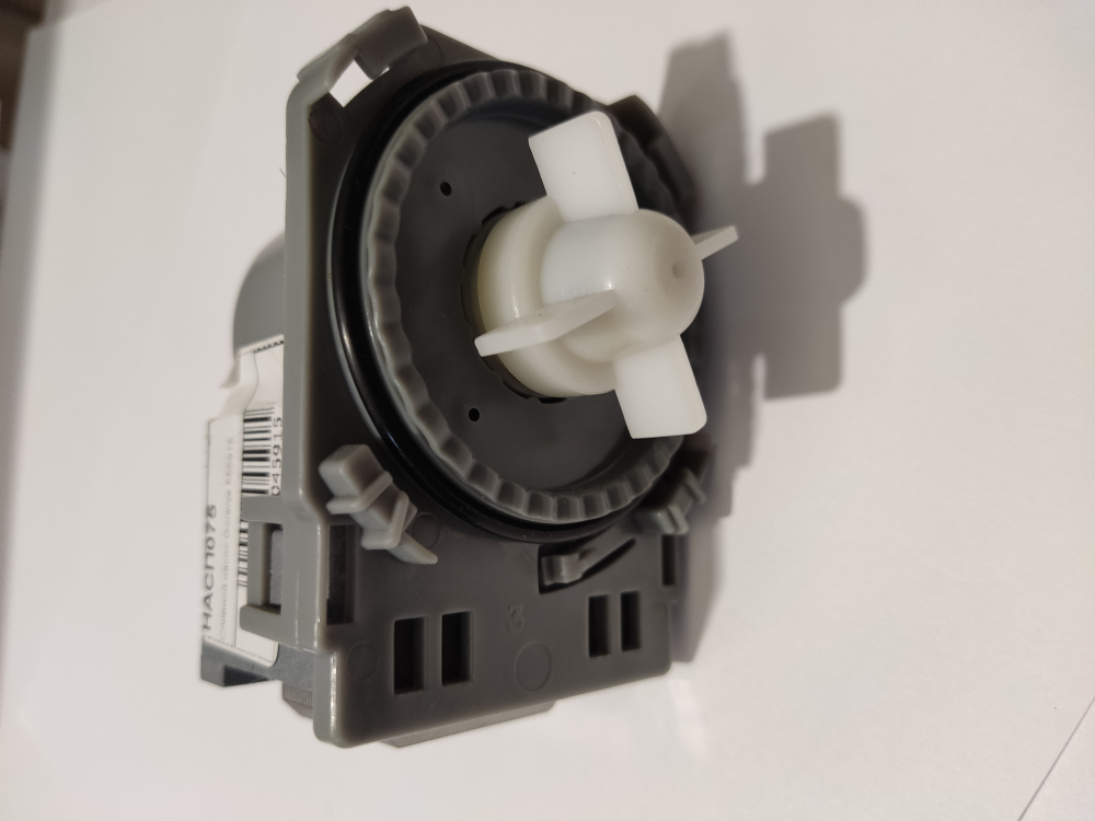 Насос FUDI 30W квадратный, 4 защелки, CANDY 49037217, GORENJE 556915.