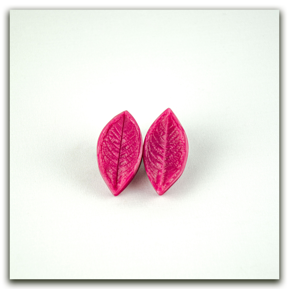 Листья черёмухи малые