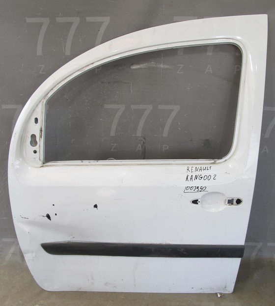 Дверь передняя левая Renault  Kangoo 2  Б/У Оригинал 801015880R