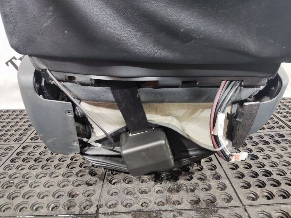 Сиденье водительское пневматическое 2023г