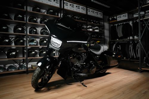 Street Glide Black Edition 2024 г. НОВЫЙ