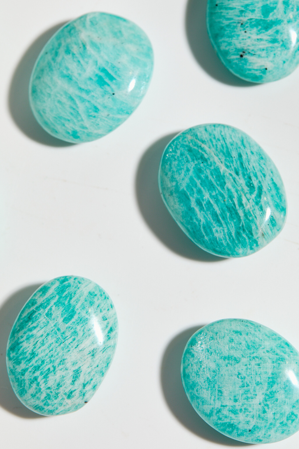 Амазонит галтовка