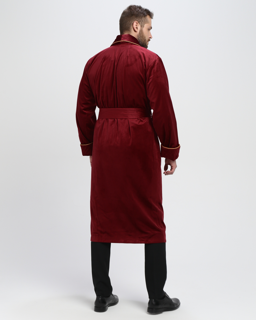 Халат бархатный со стеганными бортами