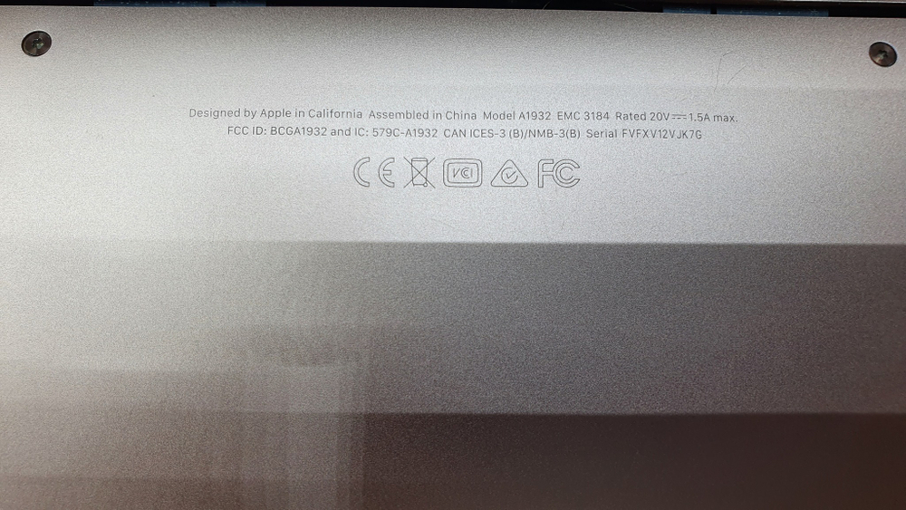 MacBook Air Retina 13  2018 на запчасти