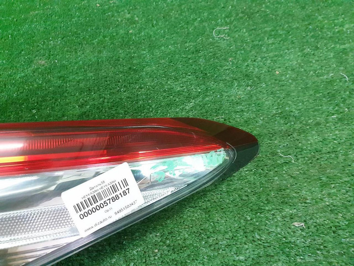 Фонарь правый внеш Toyota Camry xv70 17-нв галоген