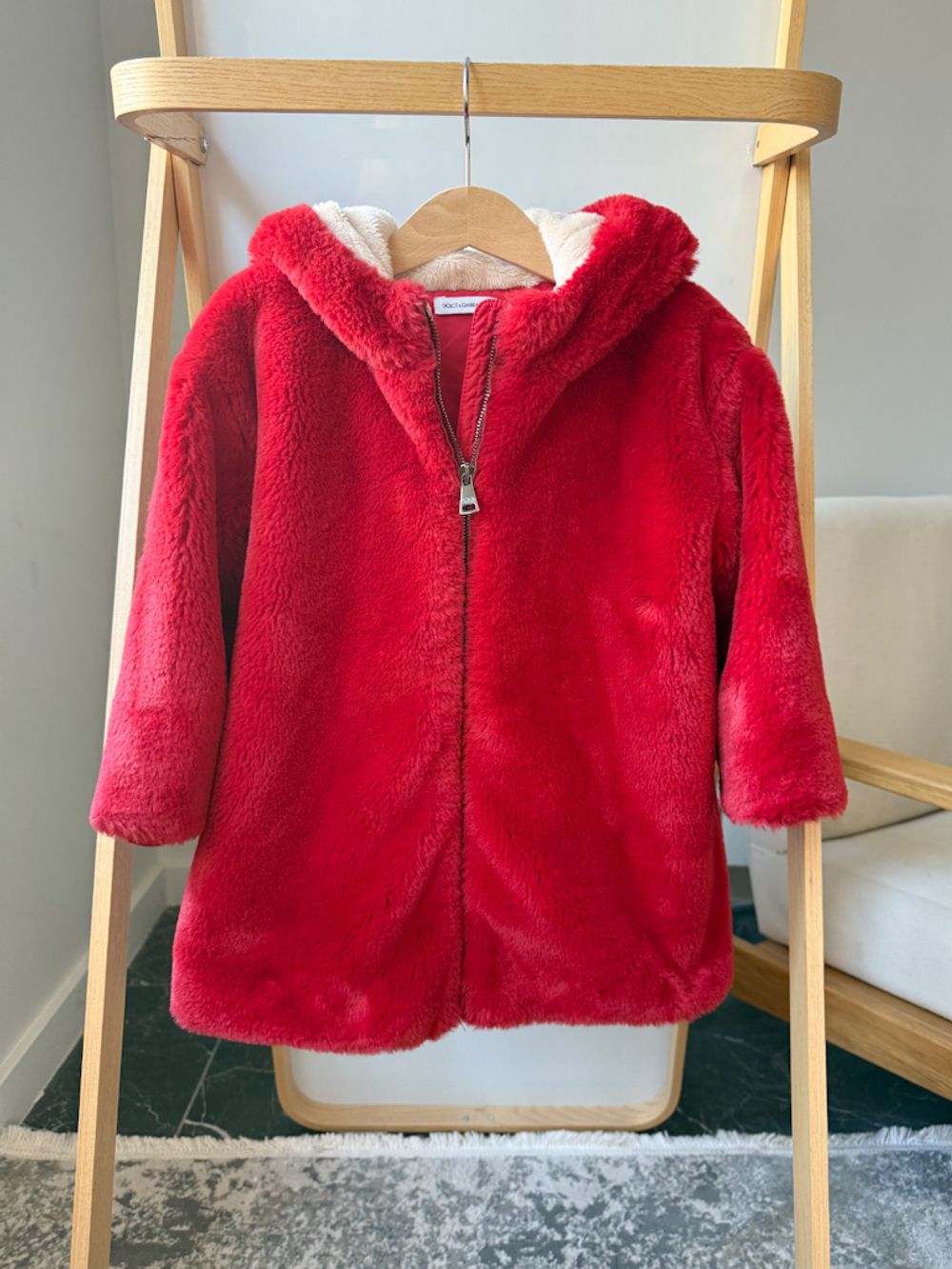 Меховое пальто Dolce & Gabbana, 92