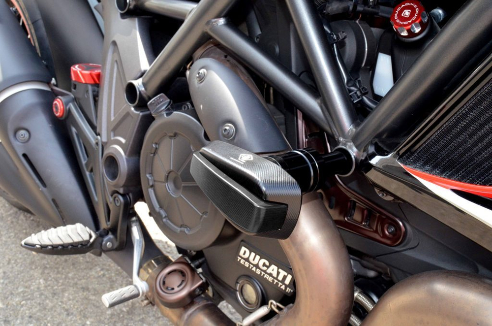 DUCABIKE Слайдеры в раму Ducati Diavel 1200 (2010 -2018) PTDV01