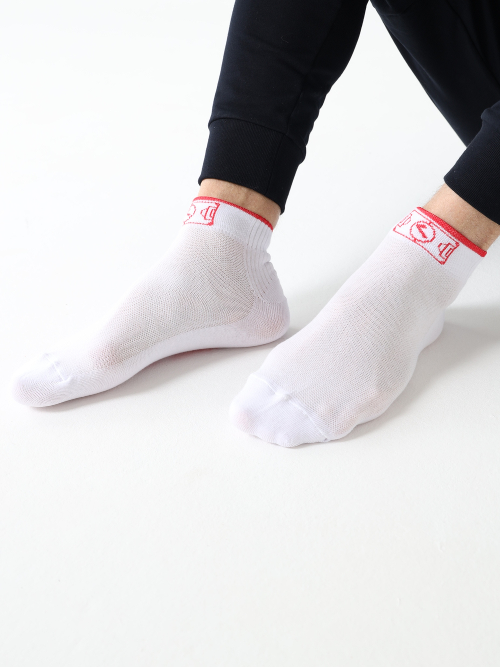 Носки белые с красной вышивкой Город Горький