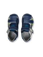 Сандалии для мальчика закрытые