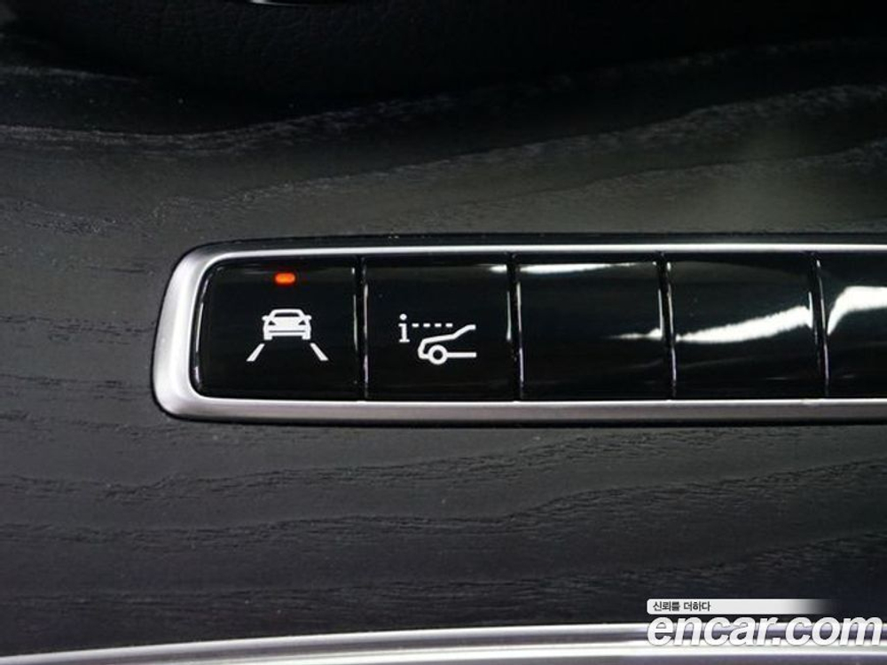 Mercedes-Benz E-Class W213 E220d Avangarde (05.2020)