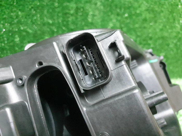 Фара левая BMW X5 F15 X6 F16 (2013-2018) ксенон