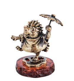 AM- 327 Фигурка «Ежик танец под дождем» (латунь, янтарь)