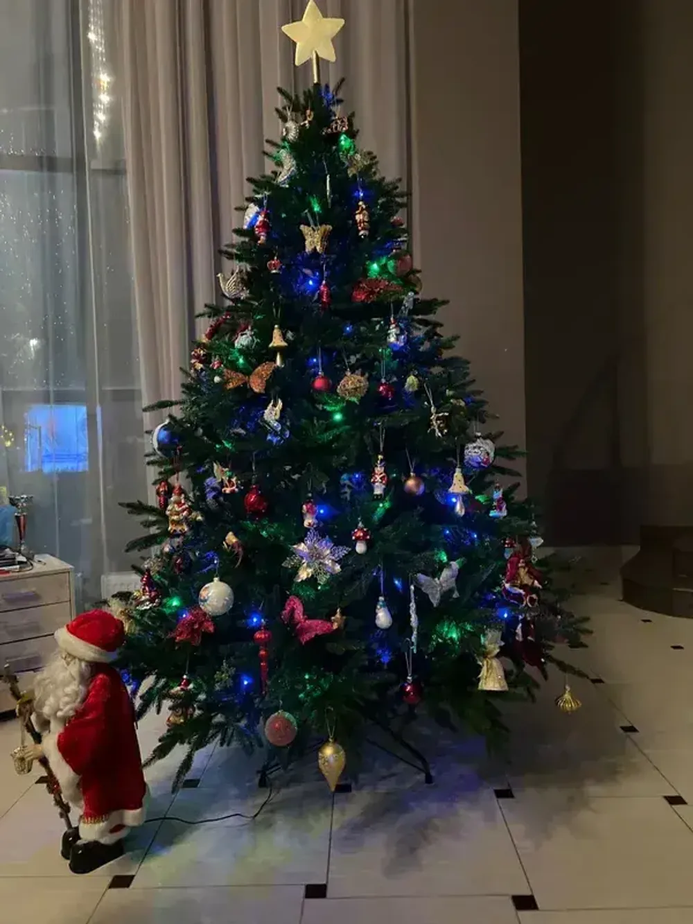 Елка с гирляндой встроенной «Престиж» (Литая хвоя) 3 м