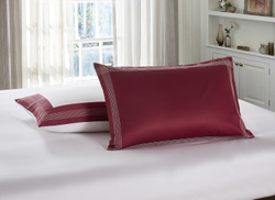 Наволочка 50x75 Sharmes Merrow stich бордовая S1705P50/1-5