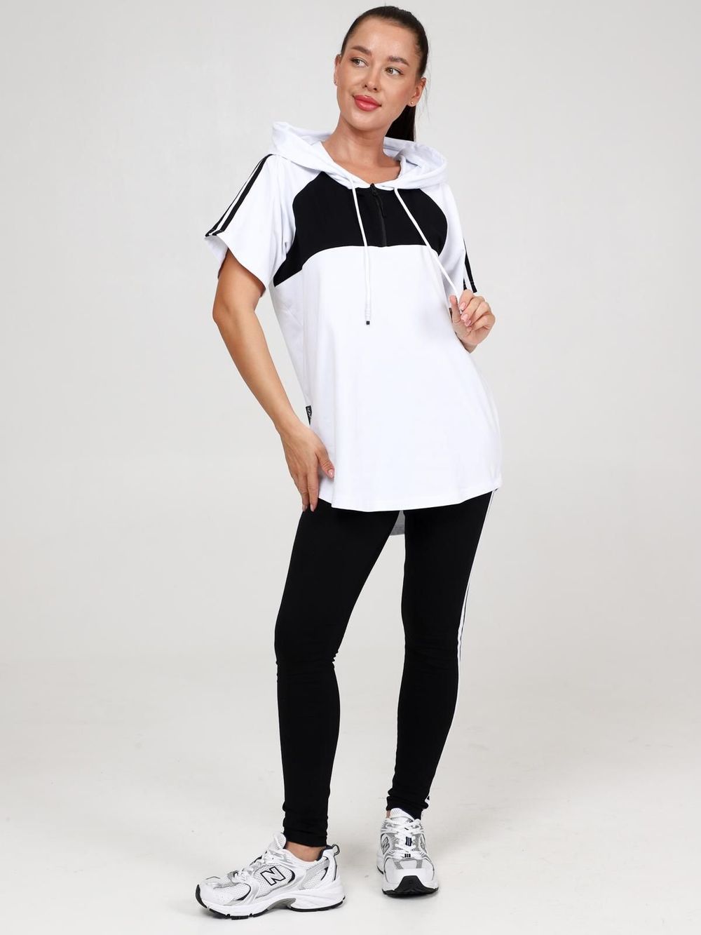 Стрейчинг - костюм белый Iv-capriz