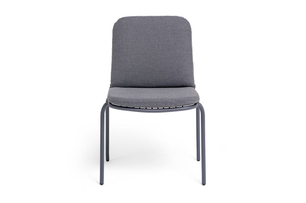 "Кастелло" стул из стали темно-серый (RAL7024) муар, ткань темно-серая 027