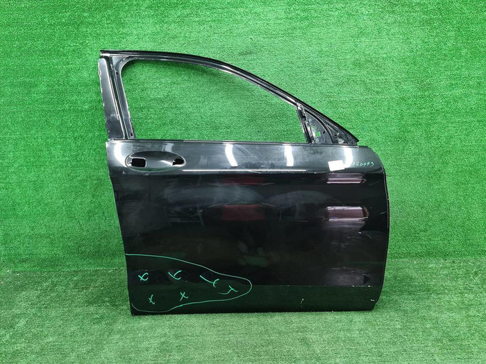 Дверь передняя правая Mercedes GLC X253 2015-2022