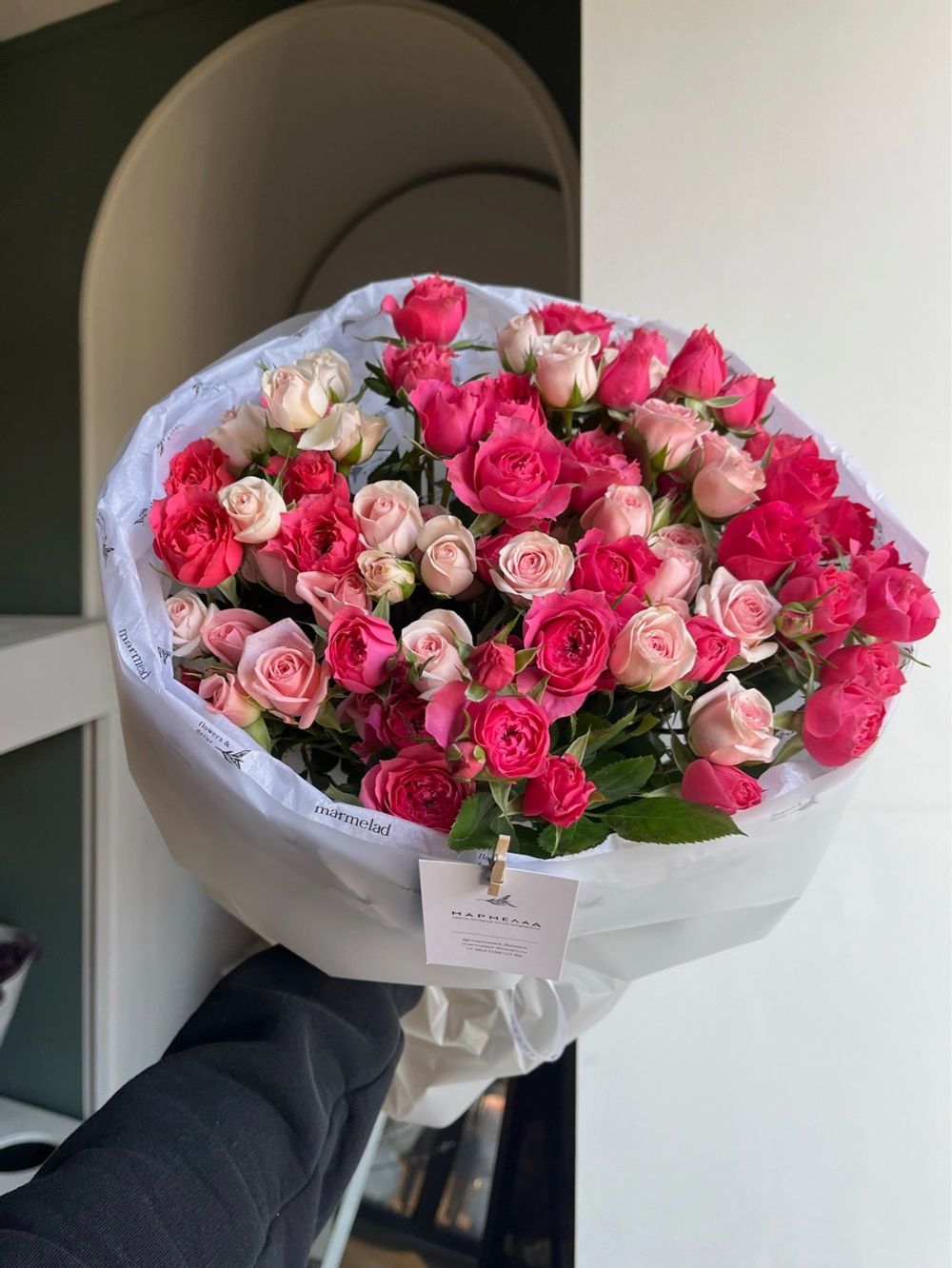 Букет моно из кустовых роз