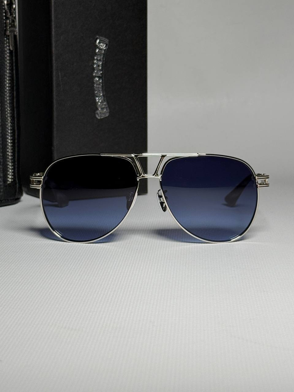 Солнцезащитные очки Chrome Hearts
