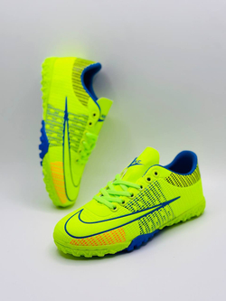 Детские бутсы Nike Football