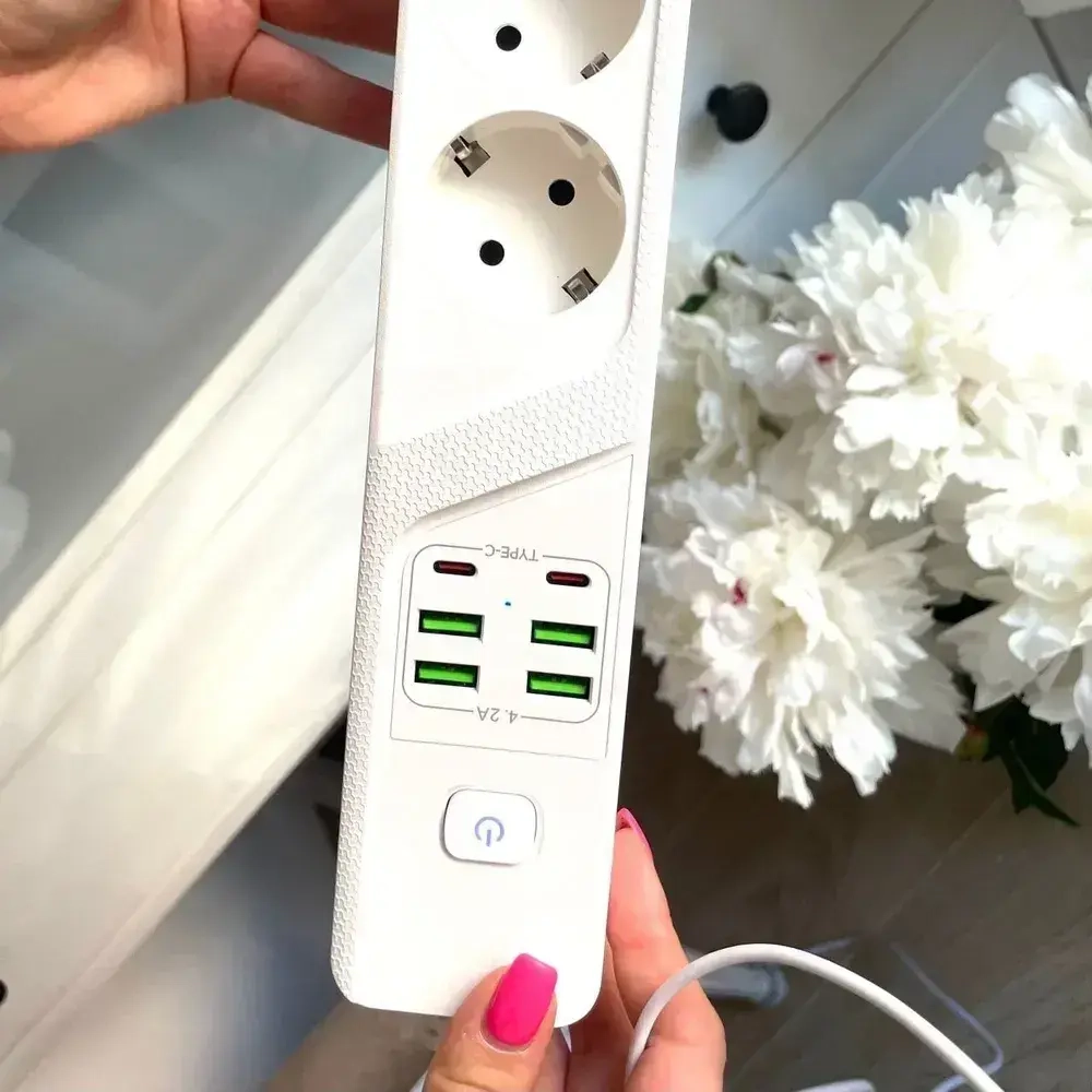 Сетевой фильтр, с предохранителем, с USB и TYPE-C, пилот для компьютера 4 розетки с заземлением белый 2 метра