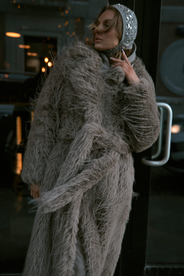 Чепчик серый с пайетками