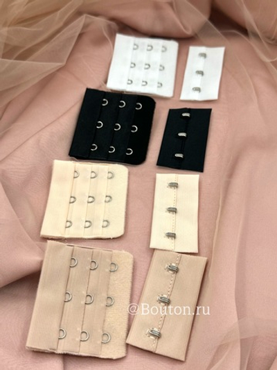 Застежка для бюстгальтера светло-бежевая 3 ряда 9 петель 3 крючка 5х5,5 см