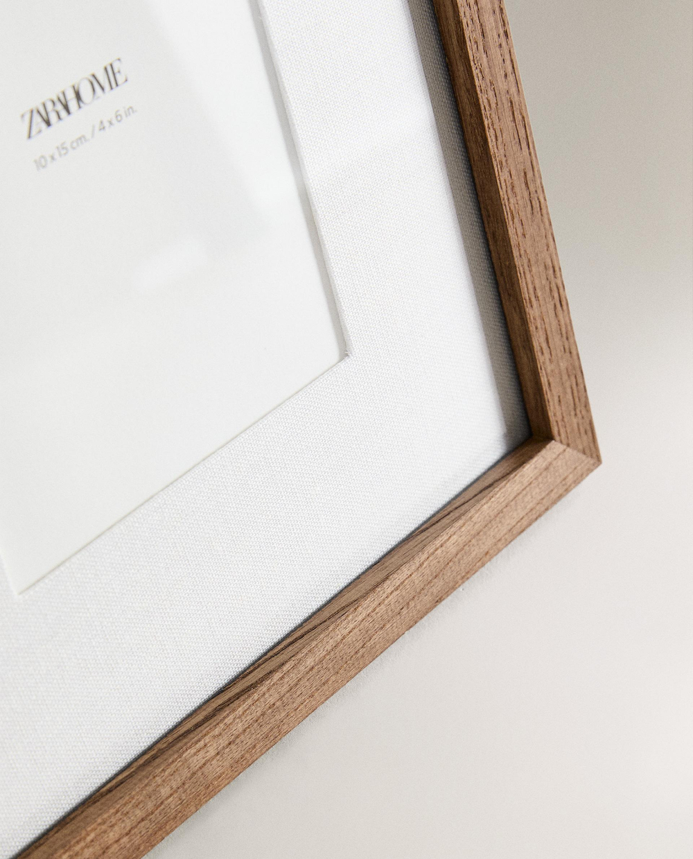 Zara Home Фоторамка из дерева, цвет коричневый, 27 см