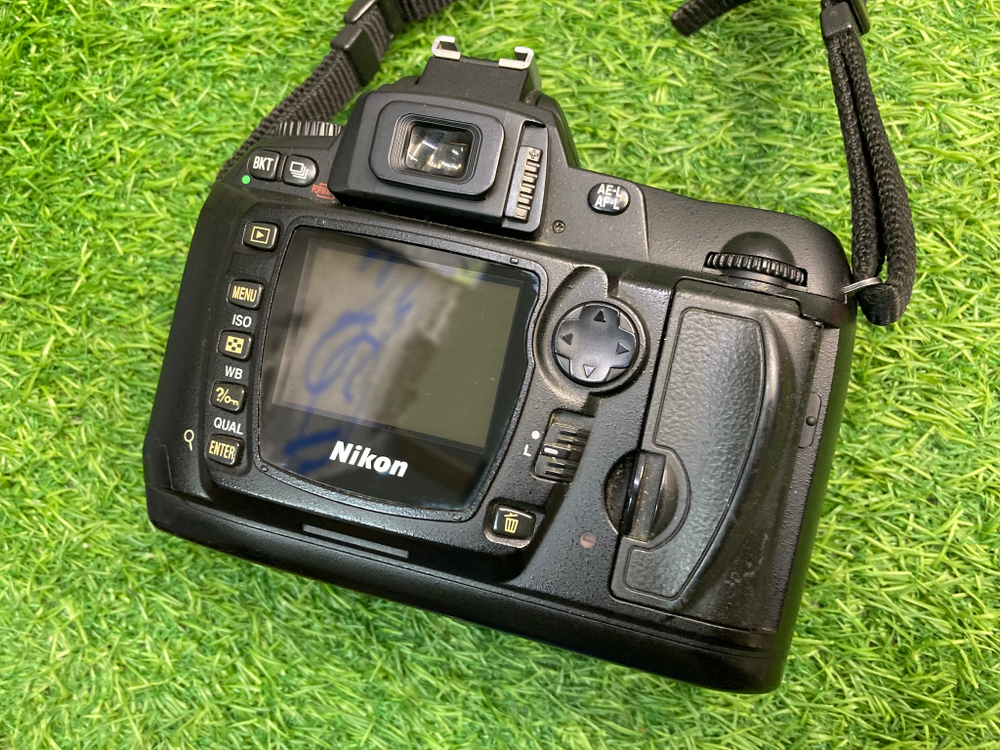 Nikon D70s 25.000 кадров