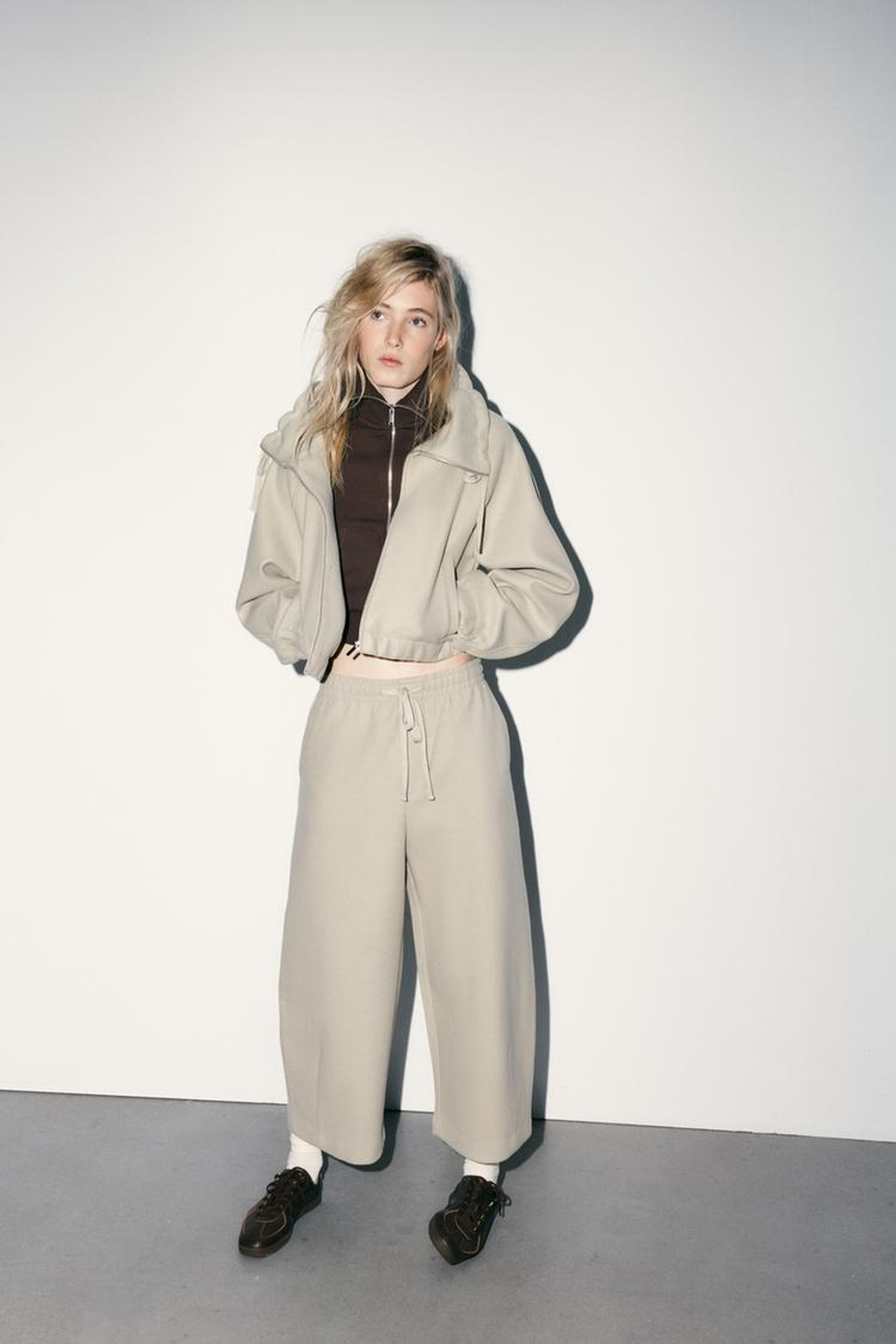 ZARA МЯГКАЯ ТОЛСТОВКА, ЗЕЛЕНЫЙ/СЕРЫЙ